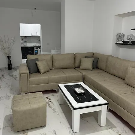 Anaid Apartment *